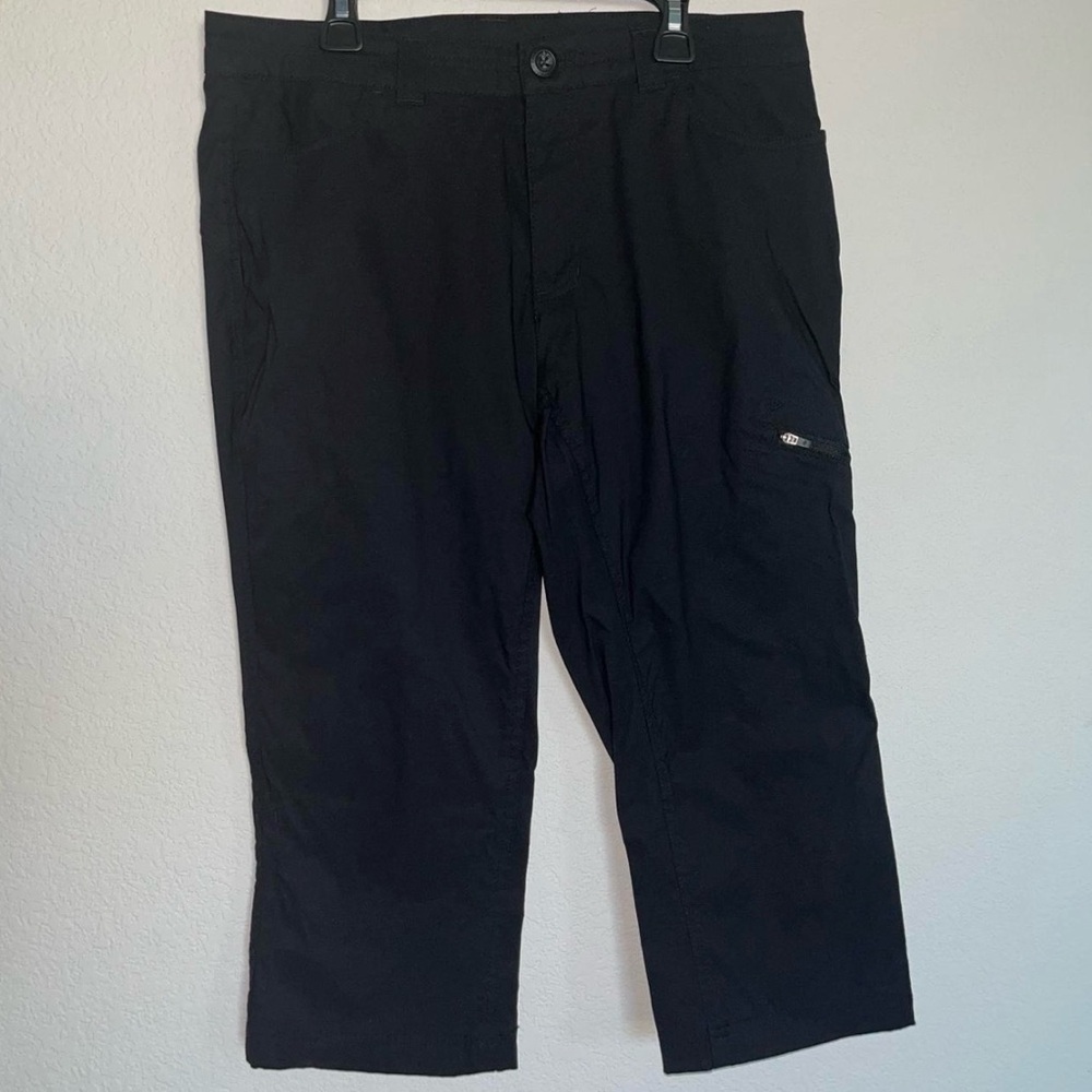 Eddie Bauer women’s Capri Pants